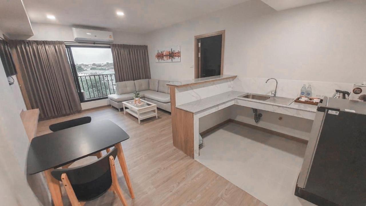 Nakara Hotel, Ubon Ratchathani Esterno foto