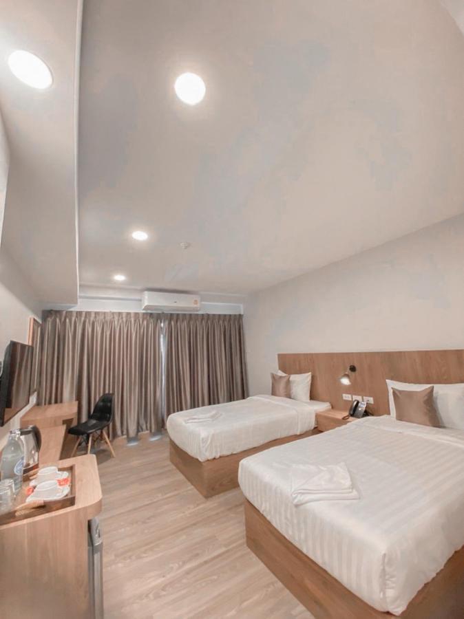 Nakara Hotel, Ubon Ratchathani Esterno foto