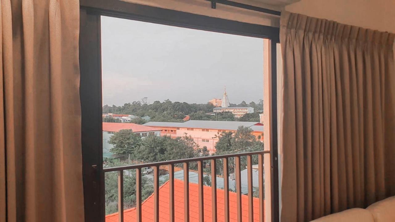 Nakara Hotel, Ubon Ratchathani Esterno foto