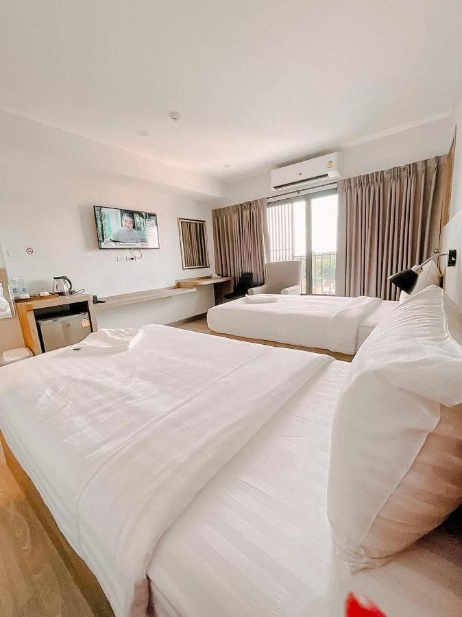 Nakara Hotel, Ubon Ratchathani Esterno foto
