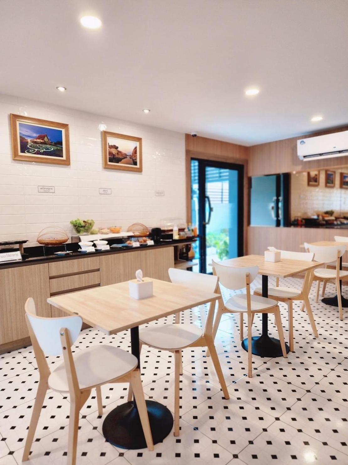 Nakara Hotel, Ubon Ratchathani Esterno foto