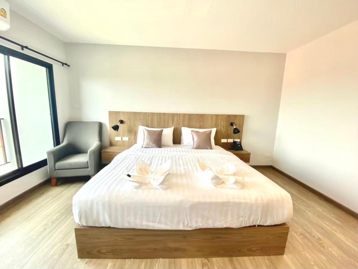 Nakara Hotel, Ubon Ratchathani Esterno foto